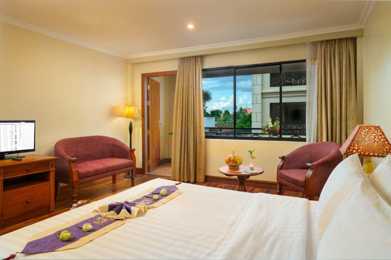 Dragon Royal Angkor Hotel Сием Реап Екстериор снимка