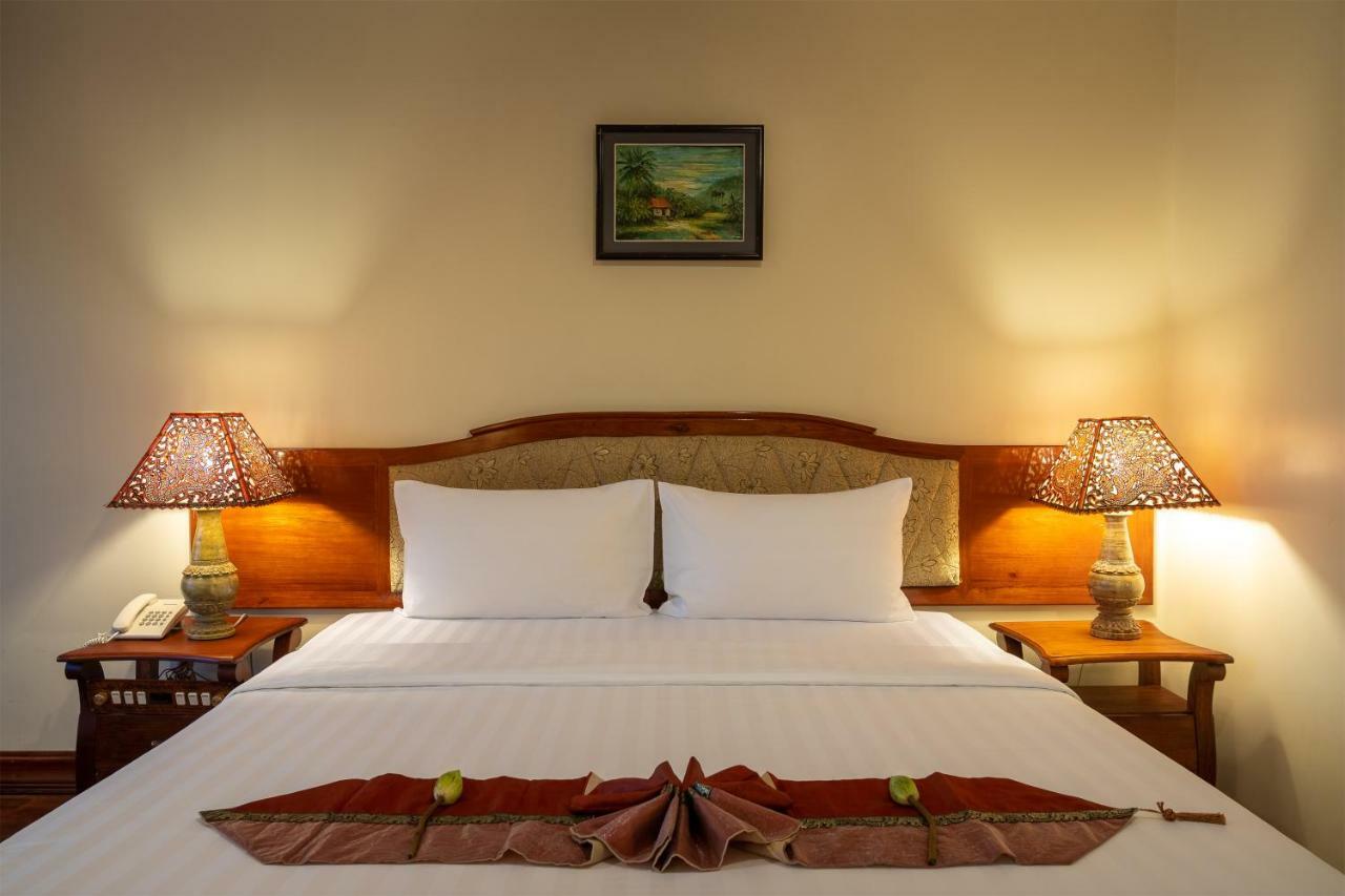 Dragon Royal Angkor Hotel Сием Реап Екстериор снимка