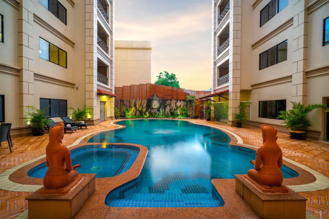 Dragon Royal Angkor Hotel Сием Реап Екстериор снимка