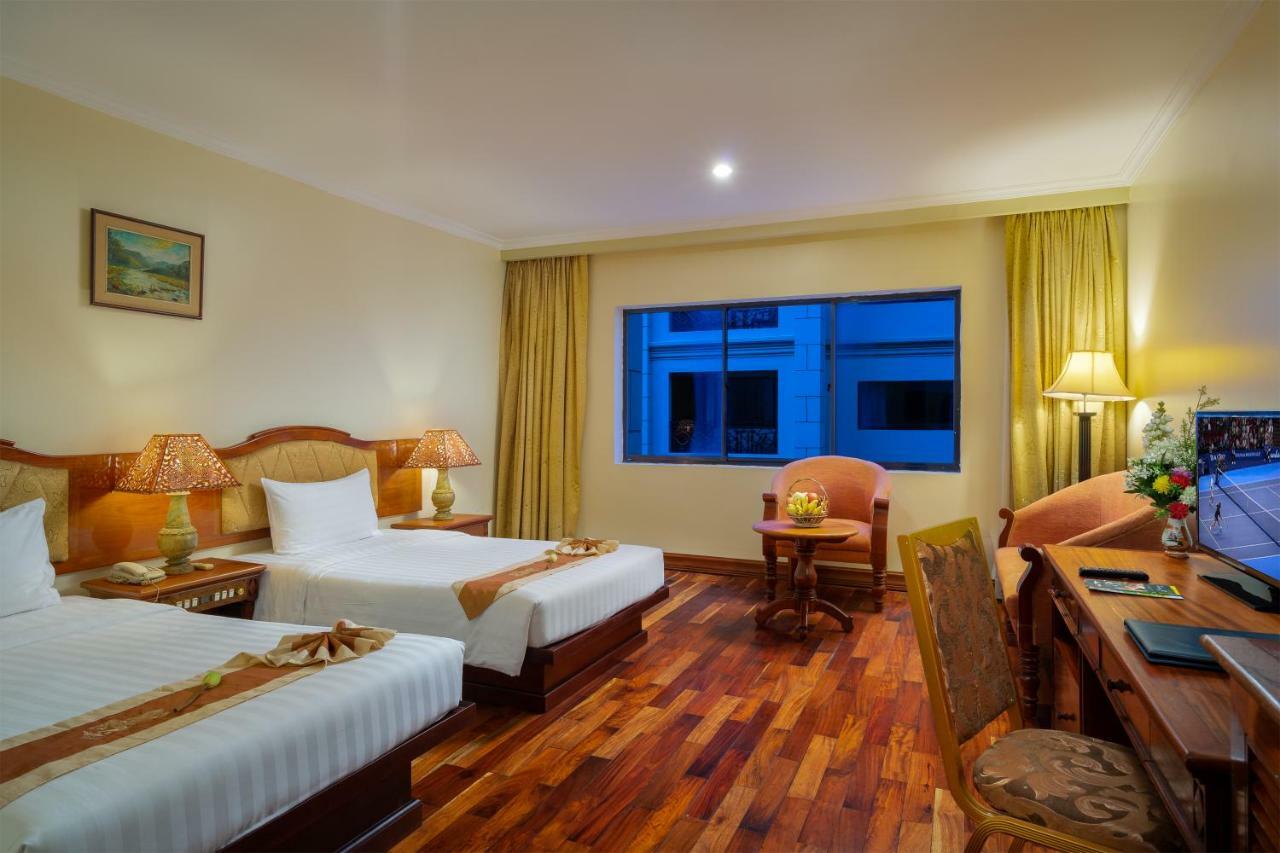 Dragon Royal Angkor Hotel Сием Реап Екстериор снимка