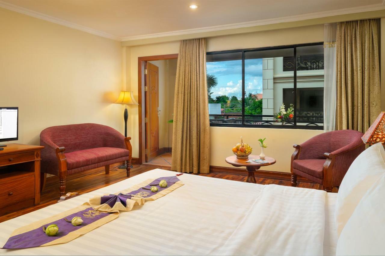 Dragon Royal Angkor Hotel Сием Реап Екстериор снимка