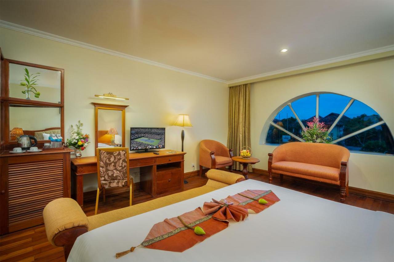 Dragon Royal Angkor Hotel Сием Реап Екстериор снимка