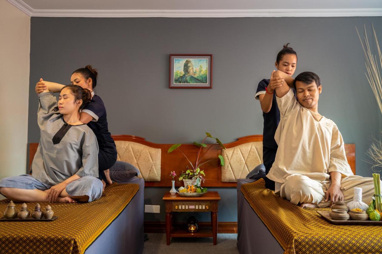 Dragon Royal Angkor Hotel Сием Реап Екстериор снимка